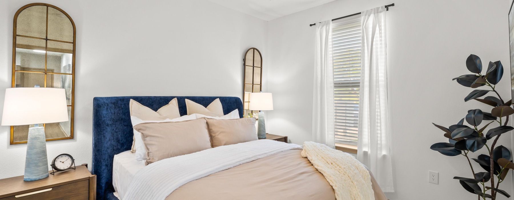 bedroom with ample space for living and sleeping