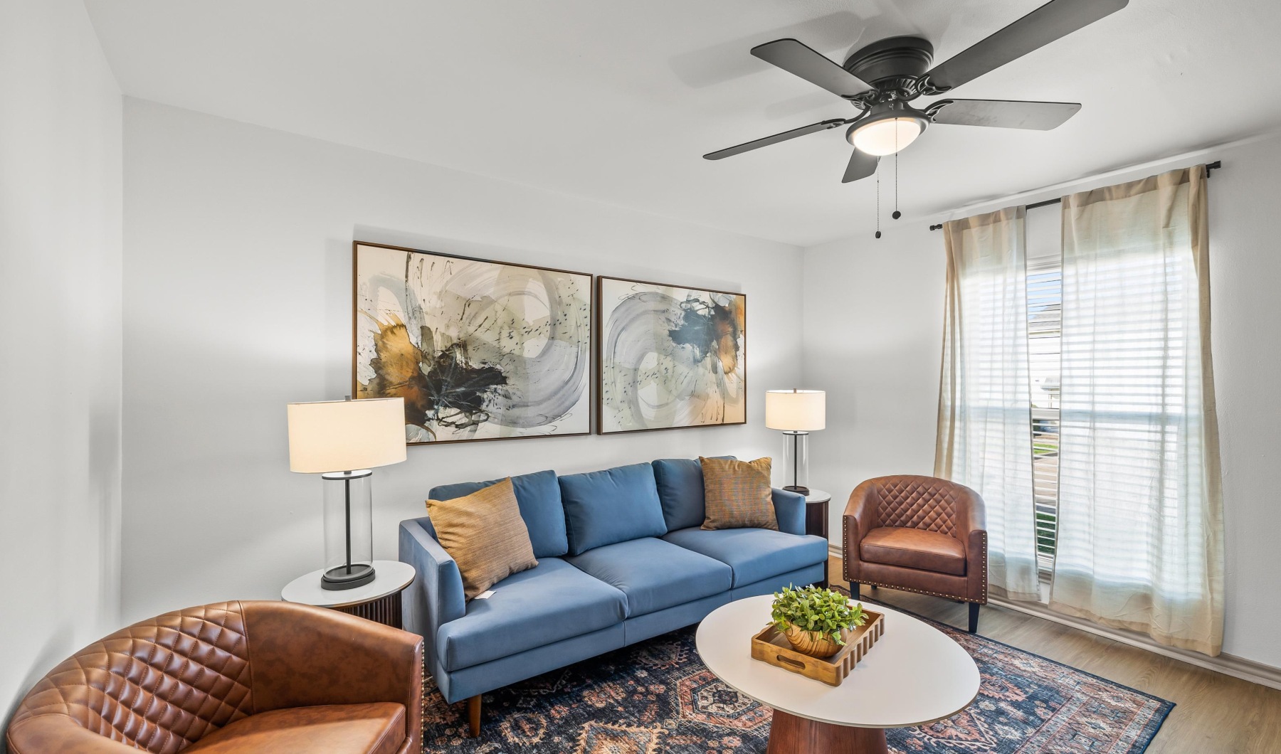 The Village on West Seminary apartment photo
